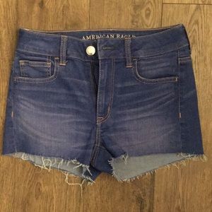 American Eagle Hi-Rise Shortie Super Stretch Raw Hem Jean Shorts Size 4